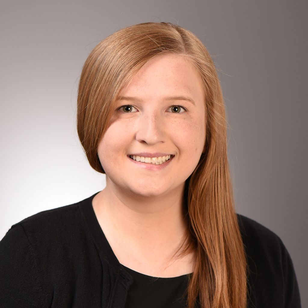 Emma Square Headshot